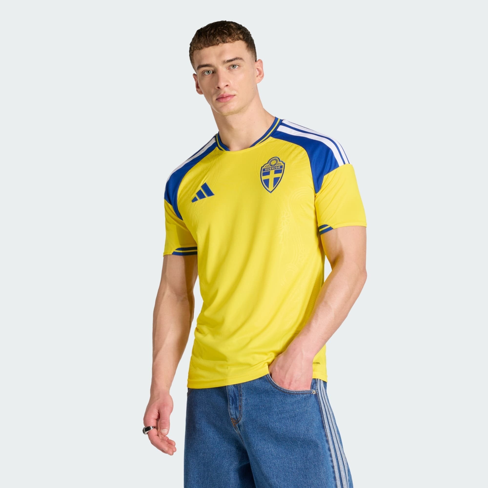 Camisa Suécia I 2026 - Torcedor Masculina - Amarela
