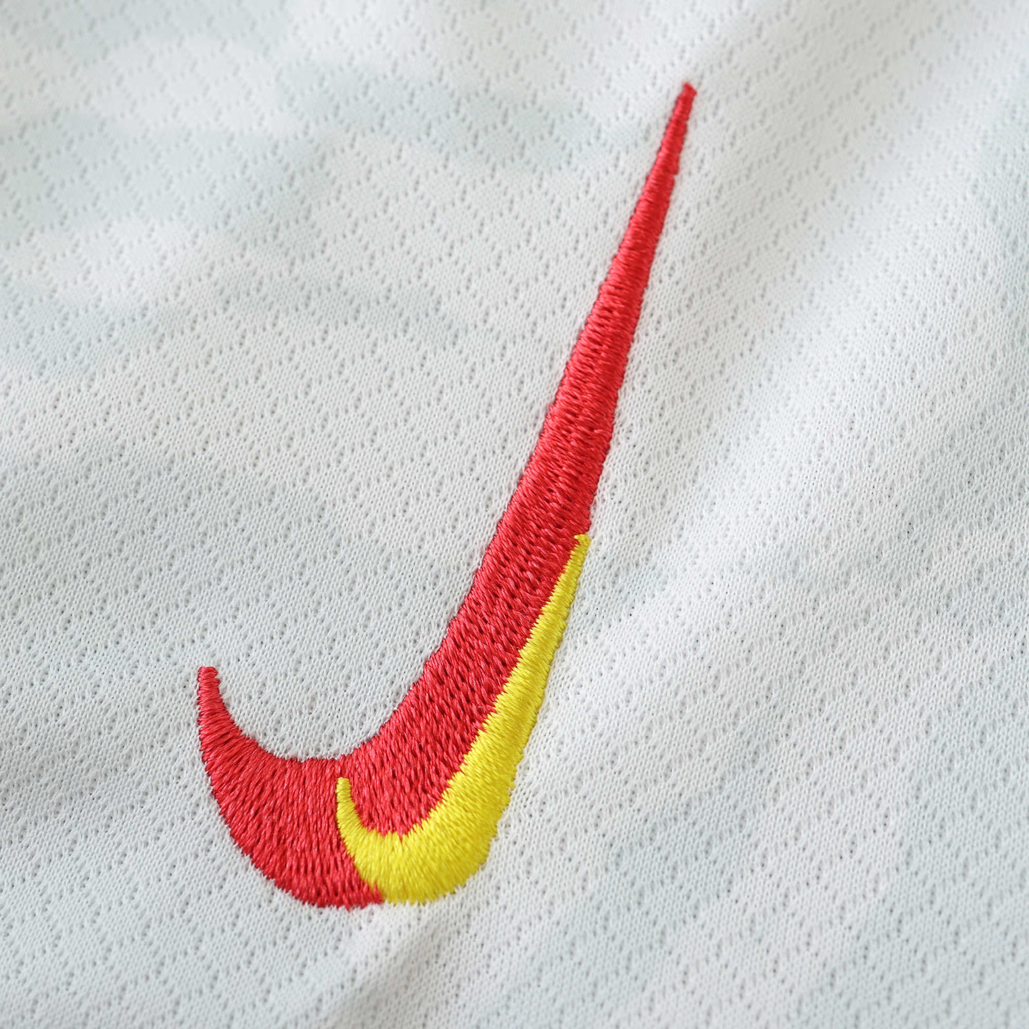 Conjunto Infantil Liverpool III 24/25