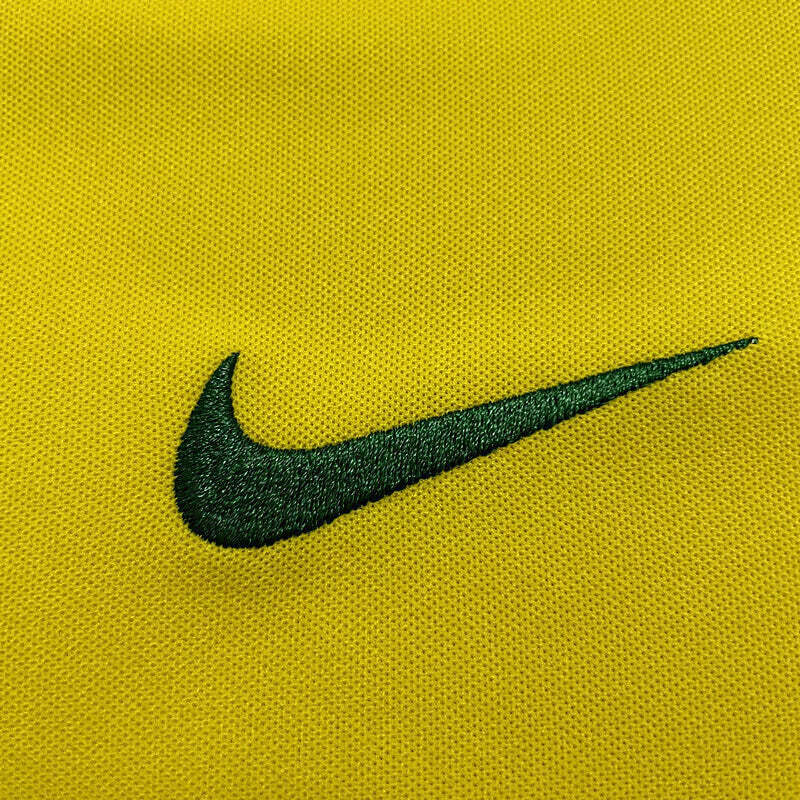 Camisa Retrô Brasil I 2002 Nike
