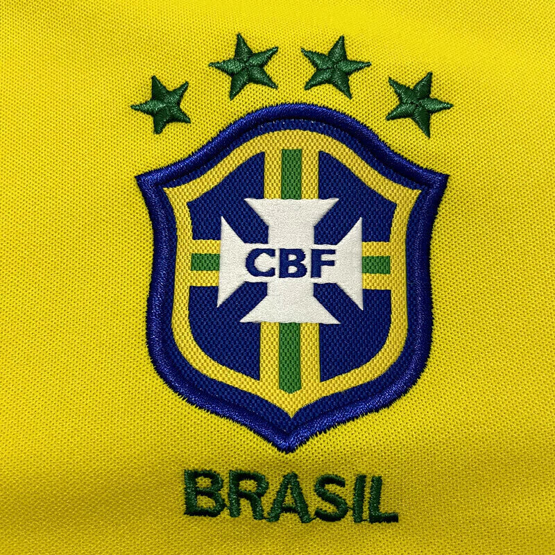 Camisa Retrô Brasil I 2002 Nike