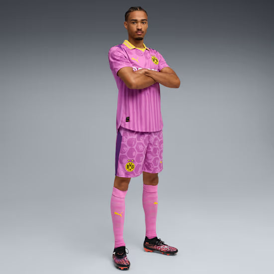 Camisa Borussia Dortmund x KidSuper 25/26 Torcedor Puma Masculina Rosa