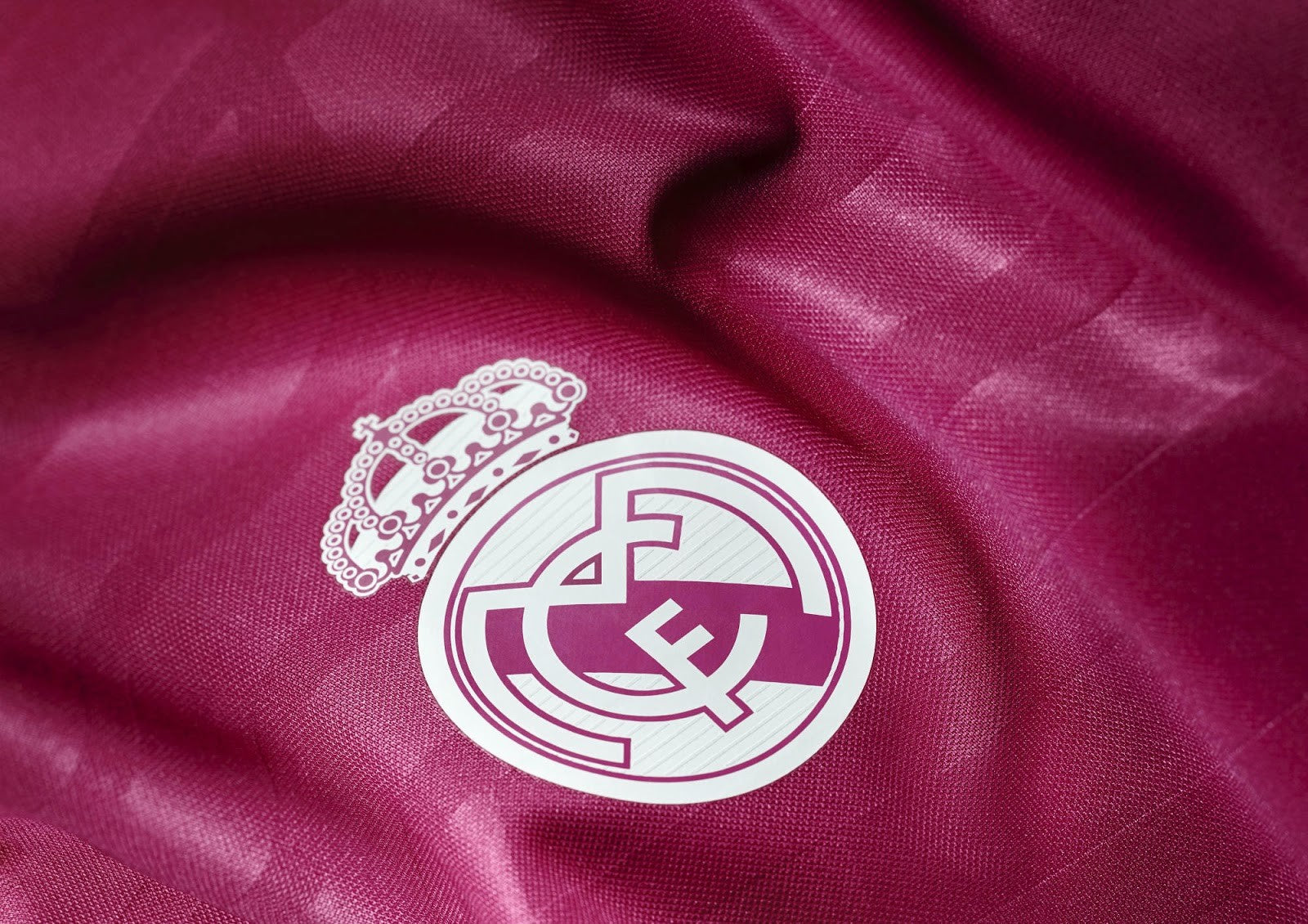 Camisa Retrô Real Madrid II 2014/15 Adidas