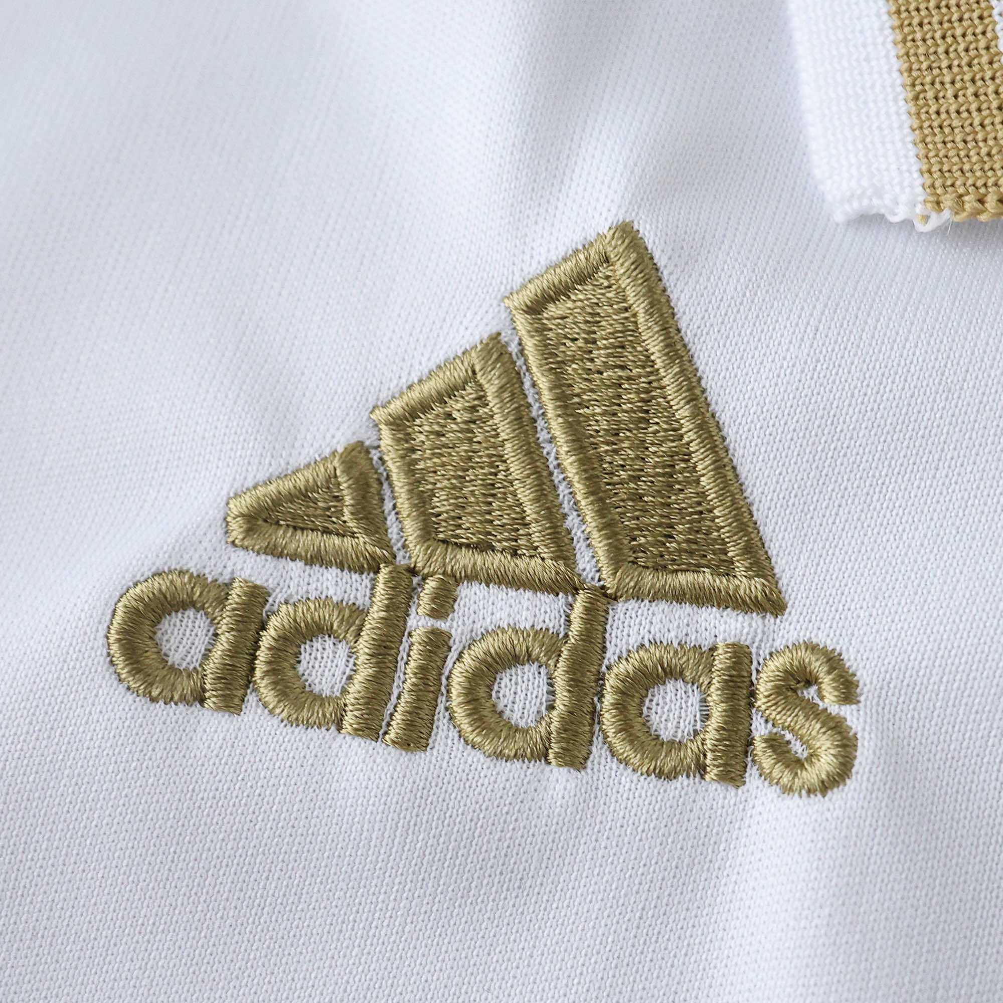 Conjunto Infantil Retrô Real Madrid I 11/12