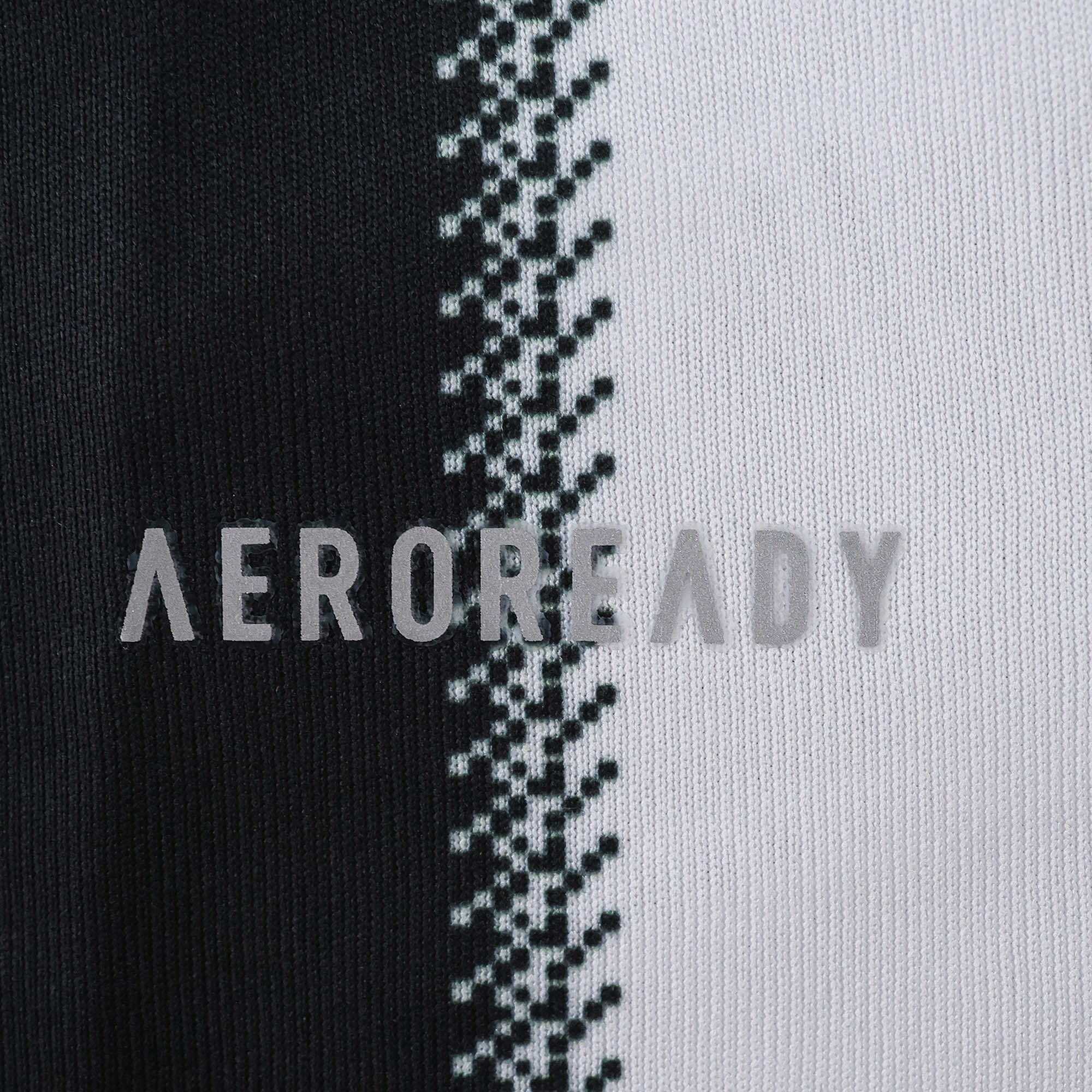 Conjunto Infantil Newcastle I 25/26