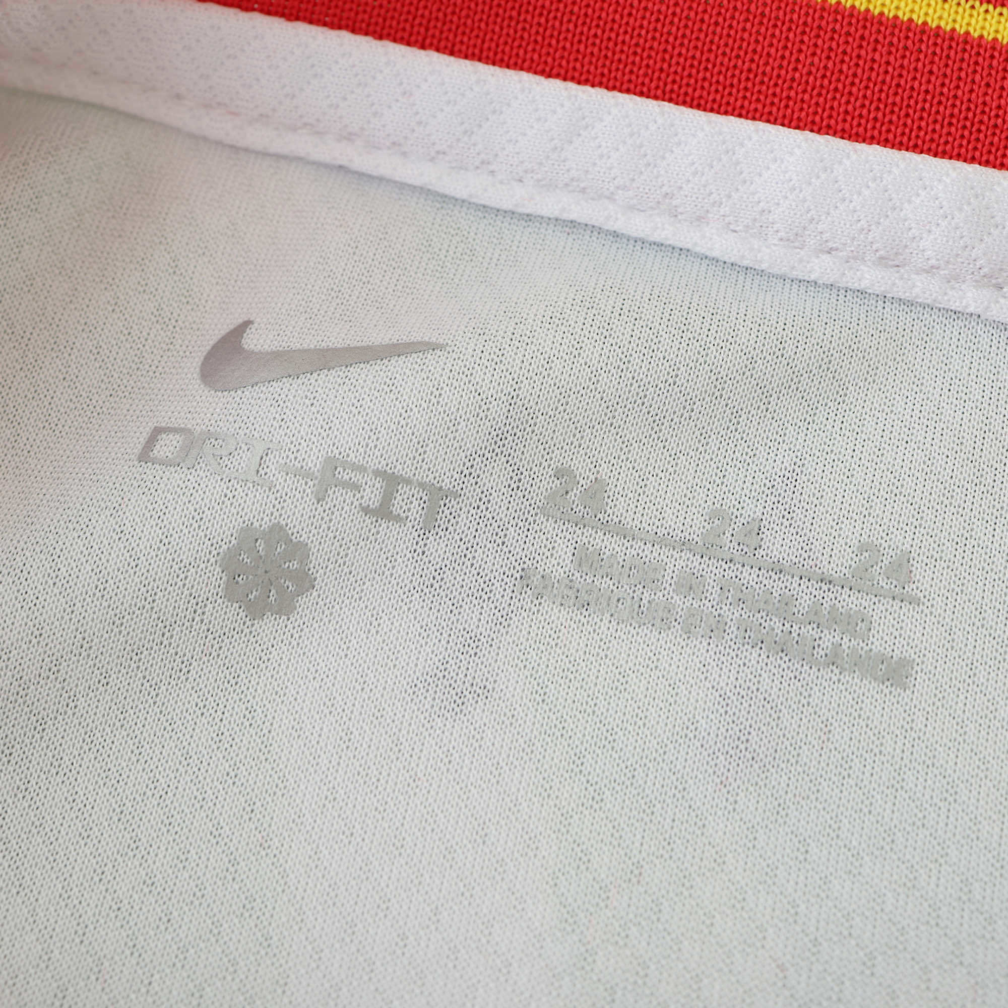 Conjunto Infantil Liverpool III 24/25