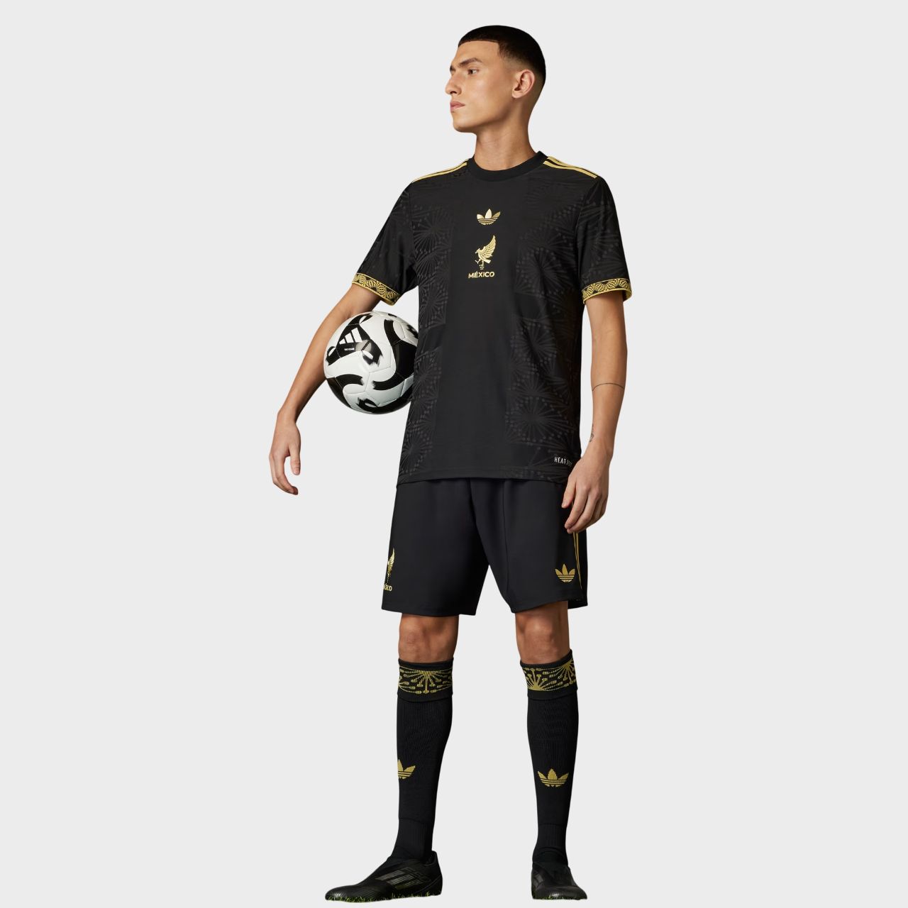 Camisa México de Oro 25/26 Torcedor Preto e Dourado