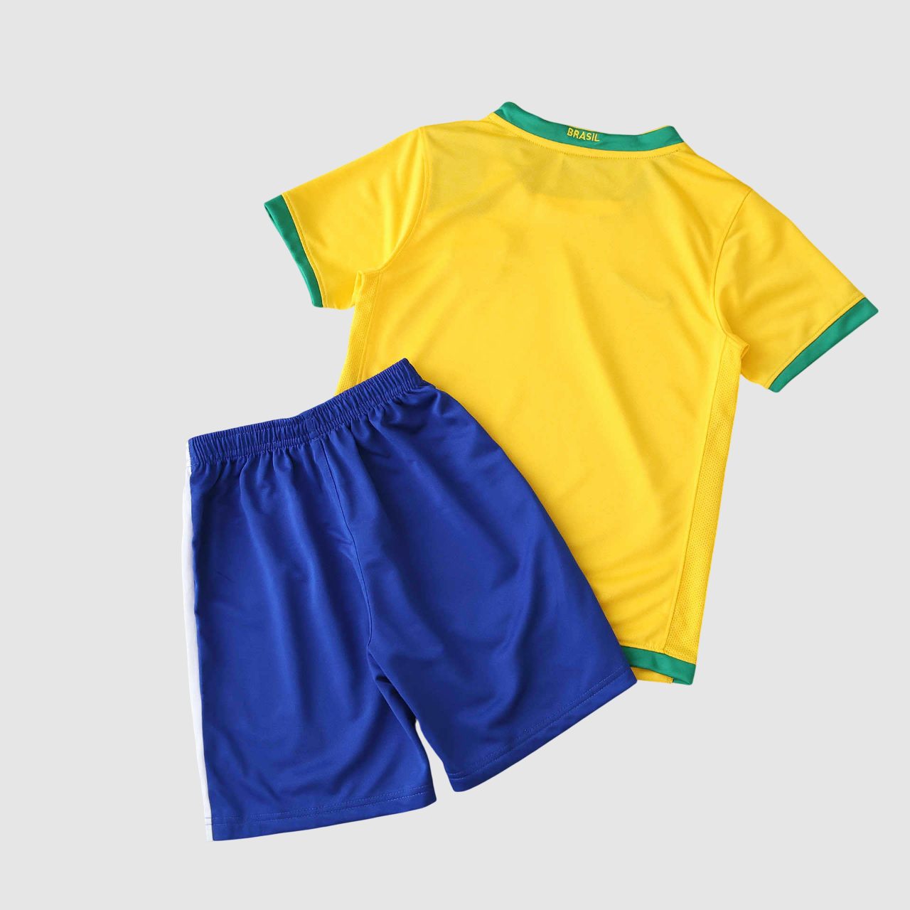 Conjunto Infantil Retrô Brasil I 2006