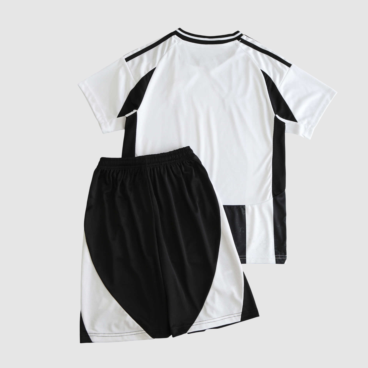 Conjunto Infantil Juventus I 24/25