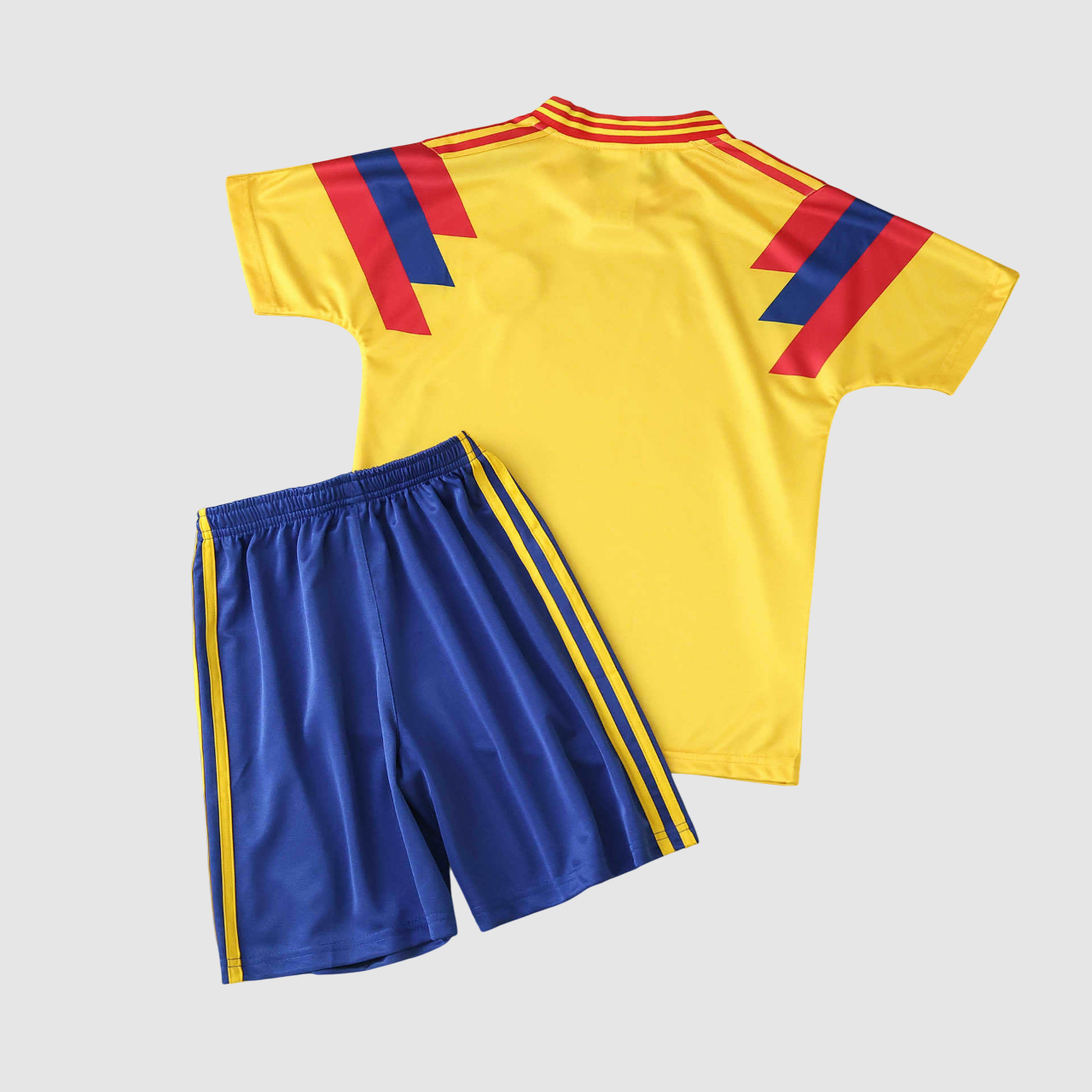Conjunto Infantil Colômbia Retrô I 1990