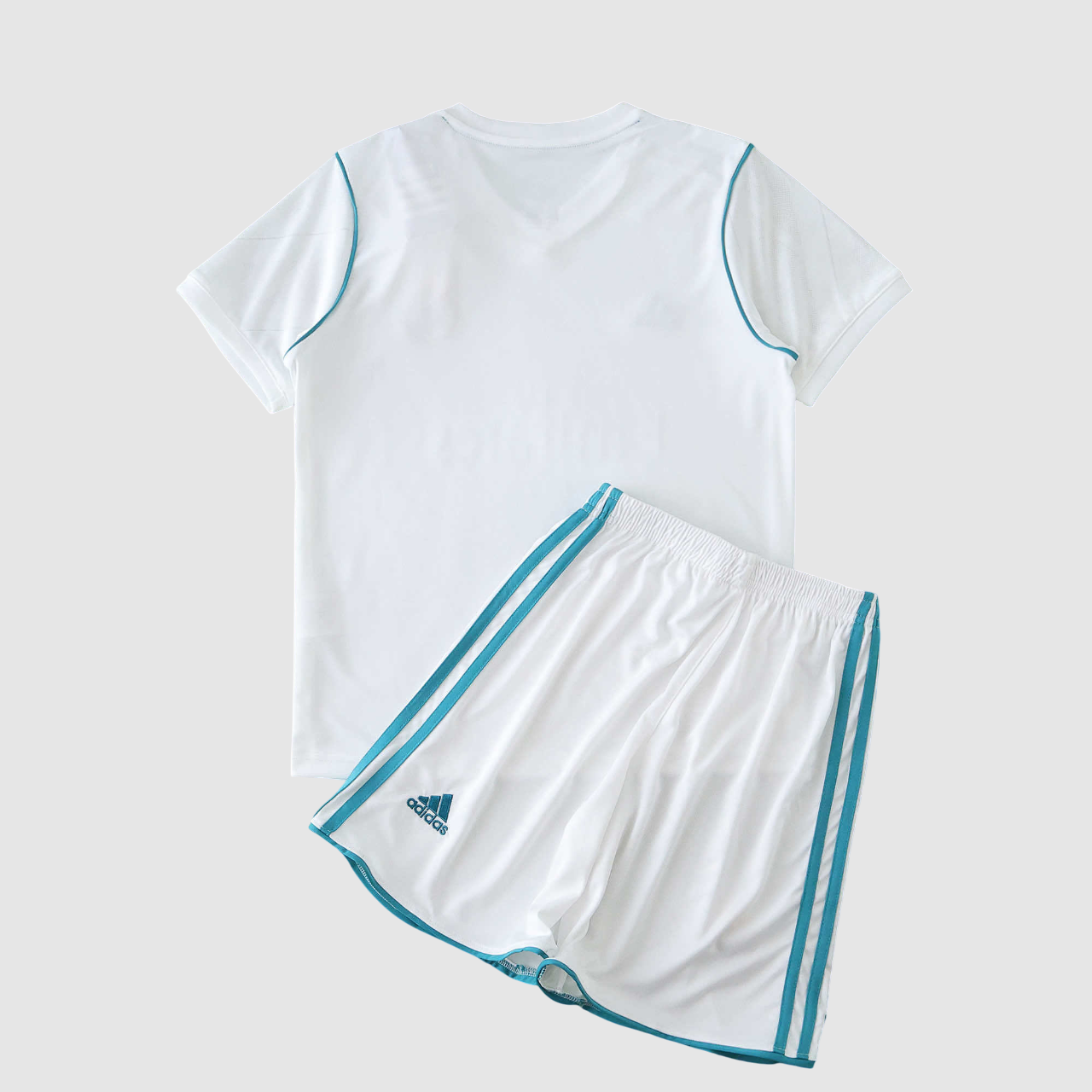 Conjunto Infantil Retrô Real Madrid I 17/18