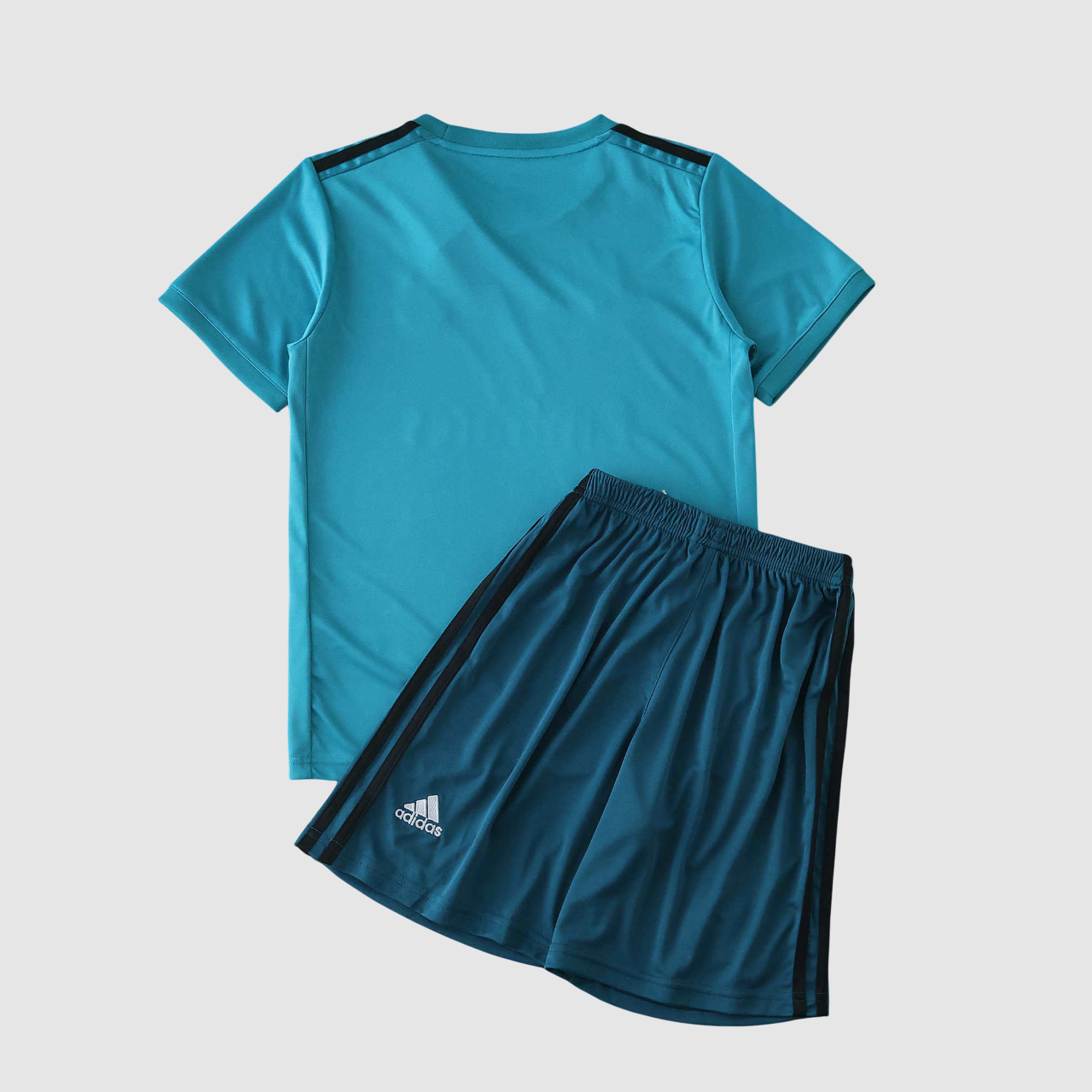 Conjunto Infantil Retrô Real Madrid III 17/18