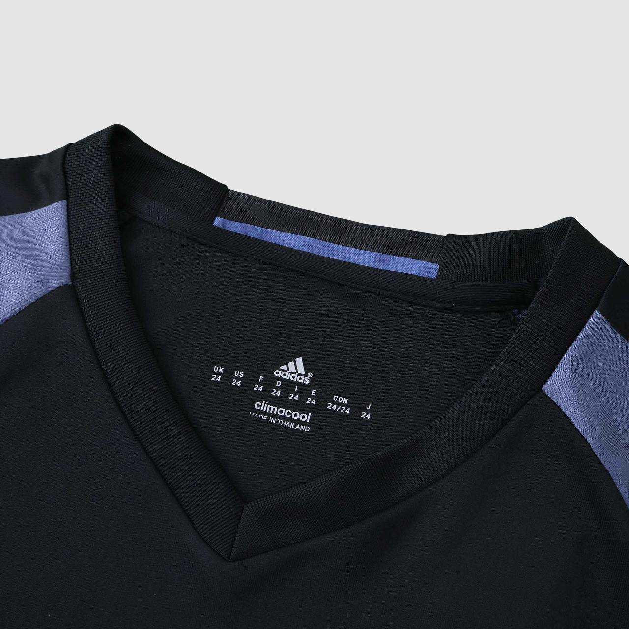 Conjunto Infantil Retrô Real Madrid III 16/17