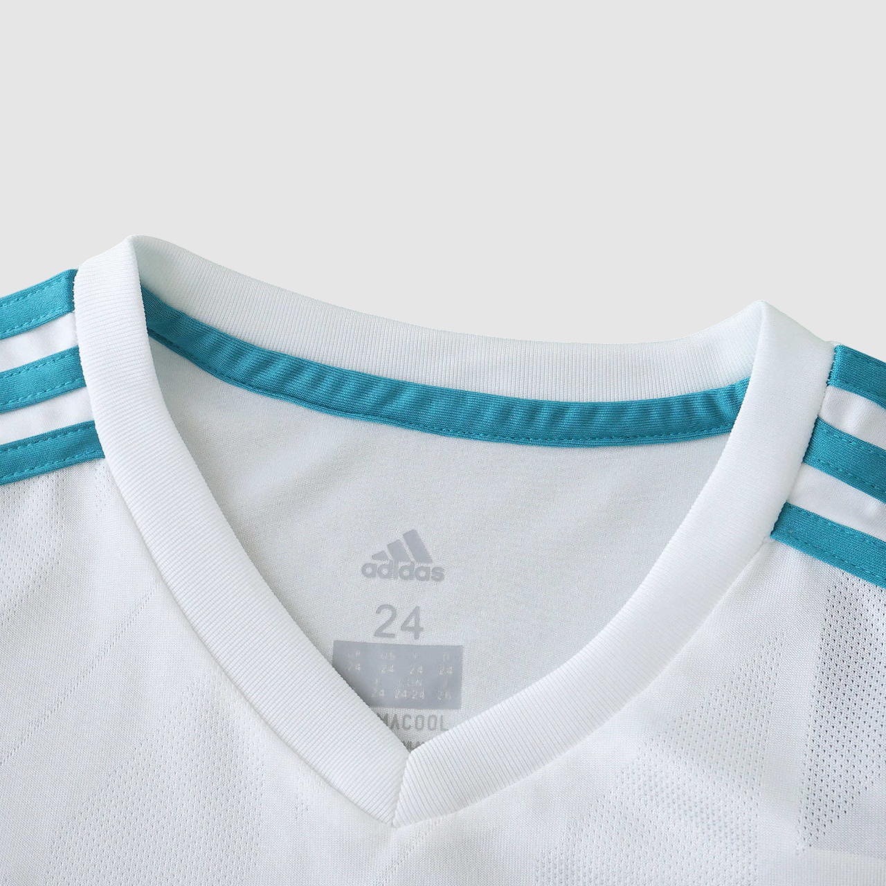 Conjunto Infantil Retrô Real Madrid I 17/18