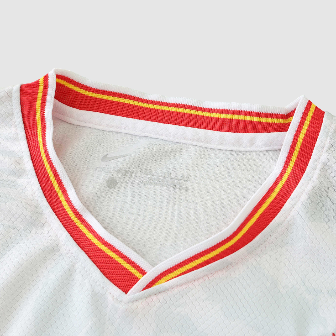 Conjunto Infantil Liverpool III 24/25