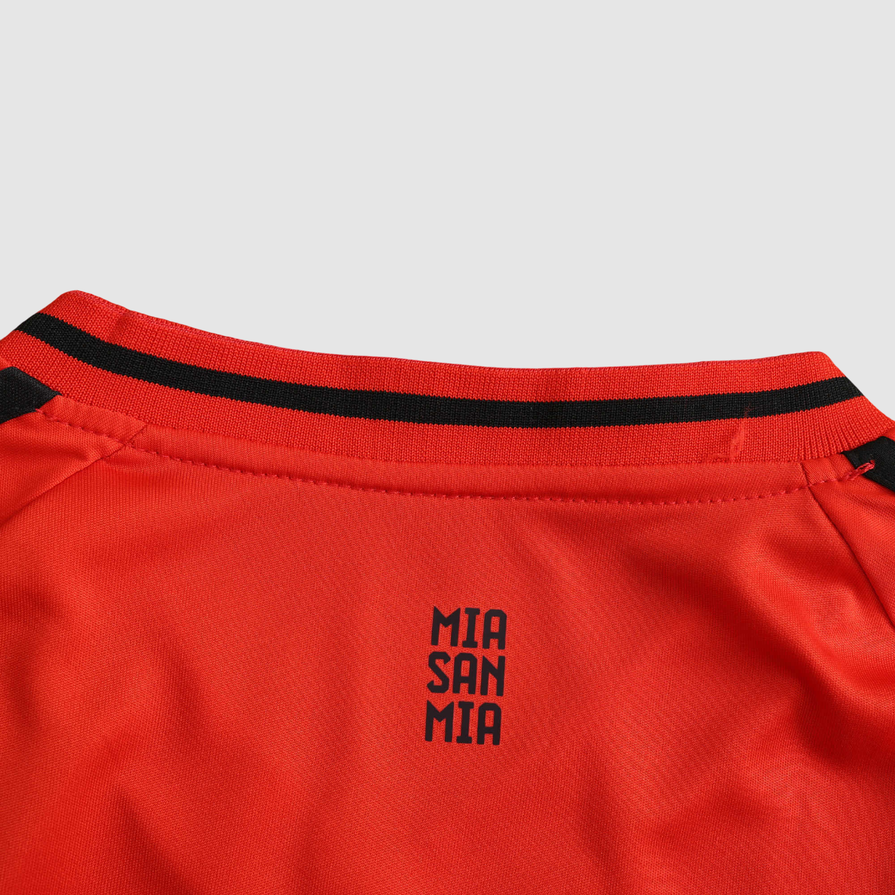 Conjunto Infantil Bayern de Munique I 24/25