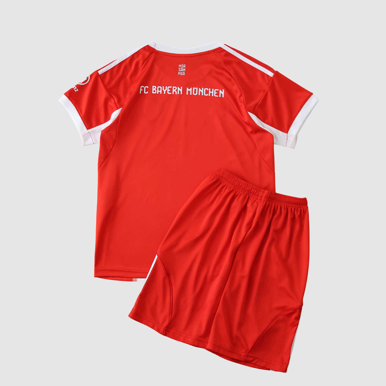 Conjunto Infantil Bayern de Munique I 25/26