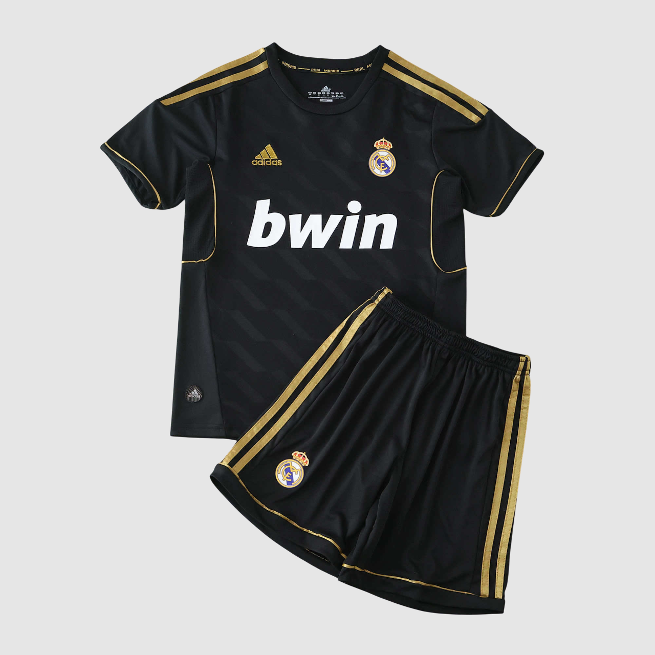 Conjunto Infantil Retrô Real Madrid II 11/12