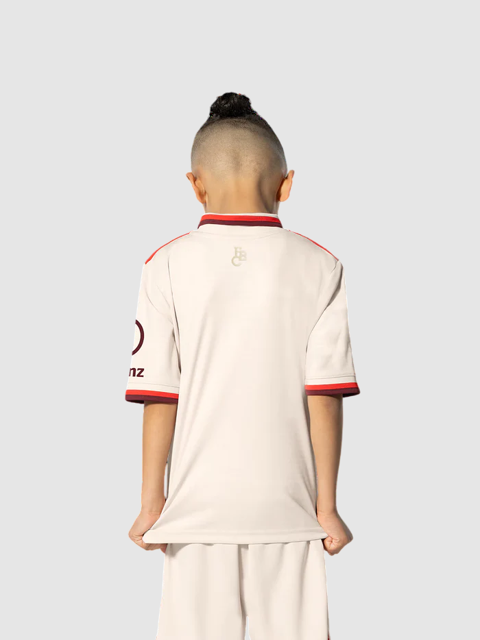Conjunto Infantil Bayern de Munique III 24/25