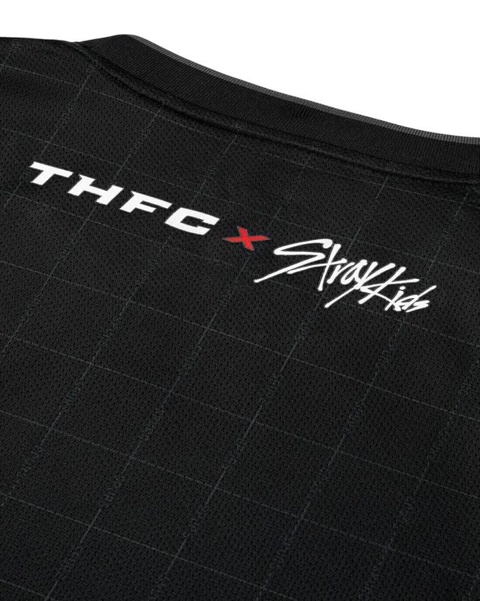 Camisa Tottenham x StrayKids 25/26 Torcedor Nike Masculina Preto