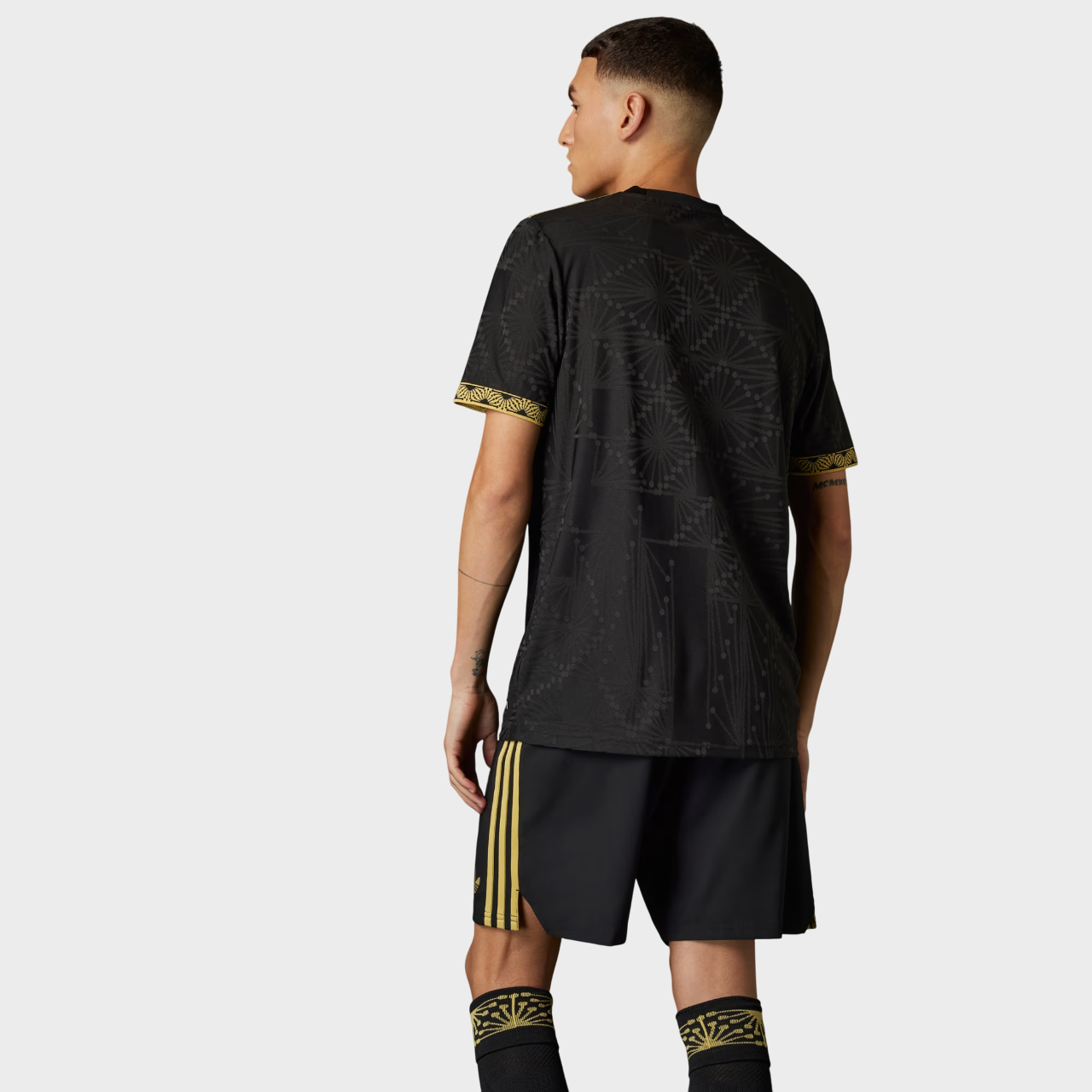 Camisa México de Oro 25/26 Torcedor Preto e Dourado