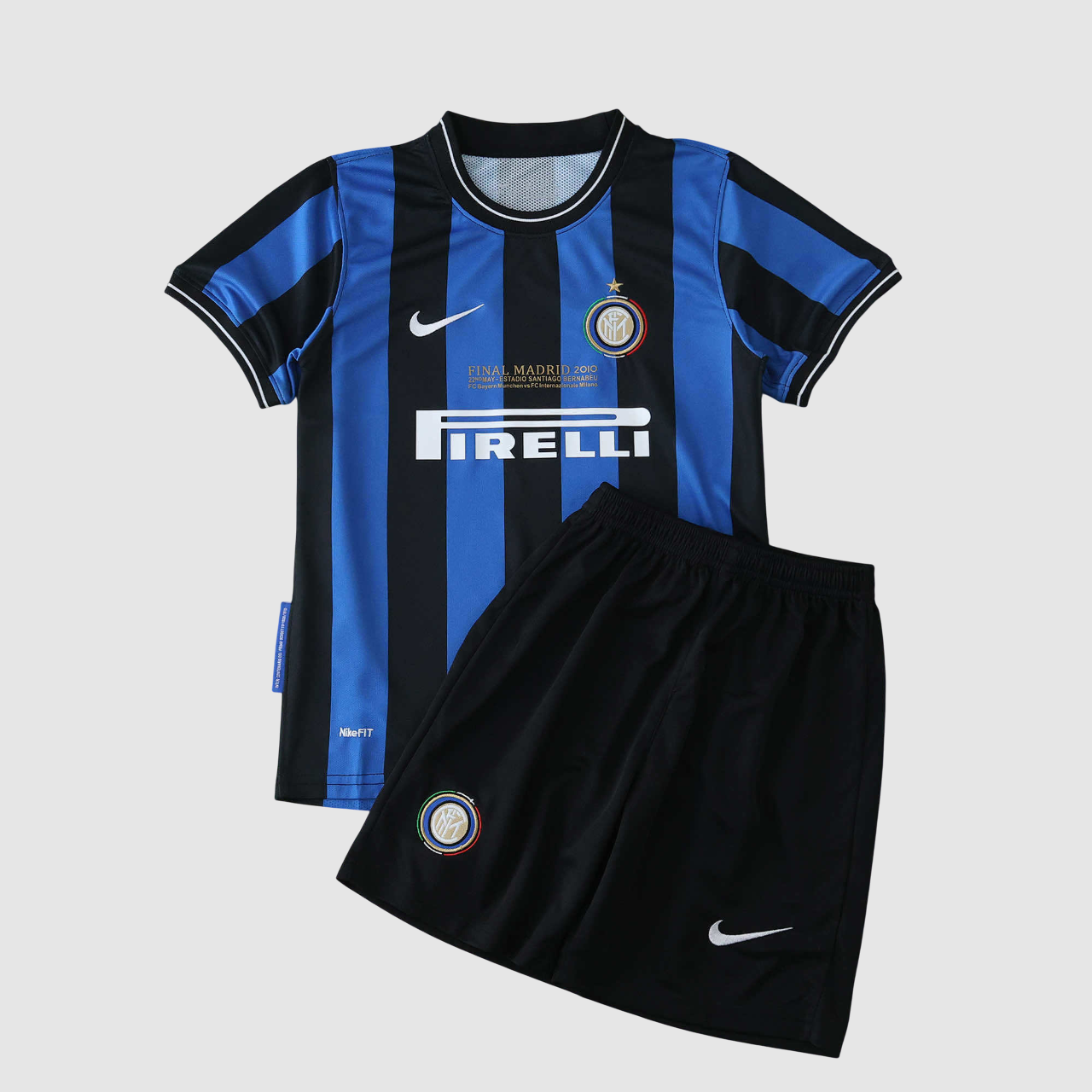 Conjunto Infantil Retrô Inter de Milão I 09/10