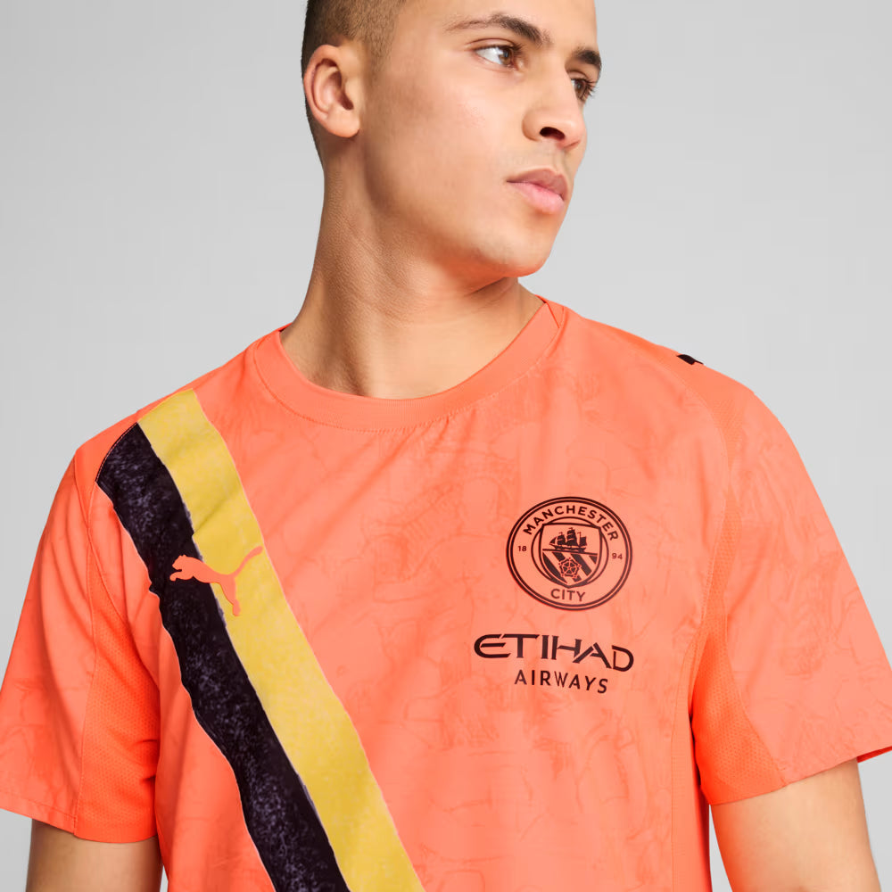 Camisa Manchester City x KidSuper 25/26 Torcedor Puma Masculina Laranja